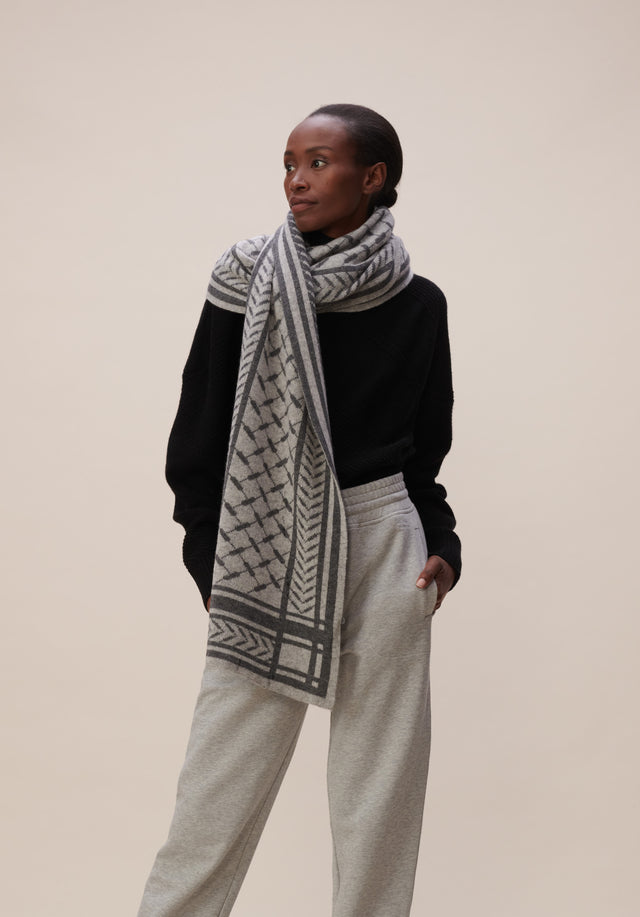 Scarf Chuck Lubecca Flanella - A soft cashmere scarf with an elaborate jaquard knitting technique... - 1/8