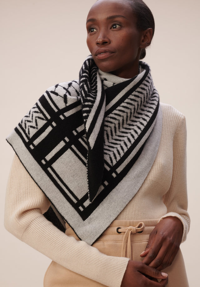 Triangle Goober Nero Alabastro - A rich, double face, triangle shaped cashmere scarf, featuring an...

