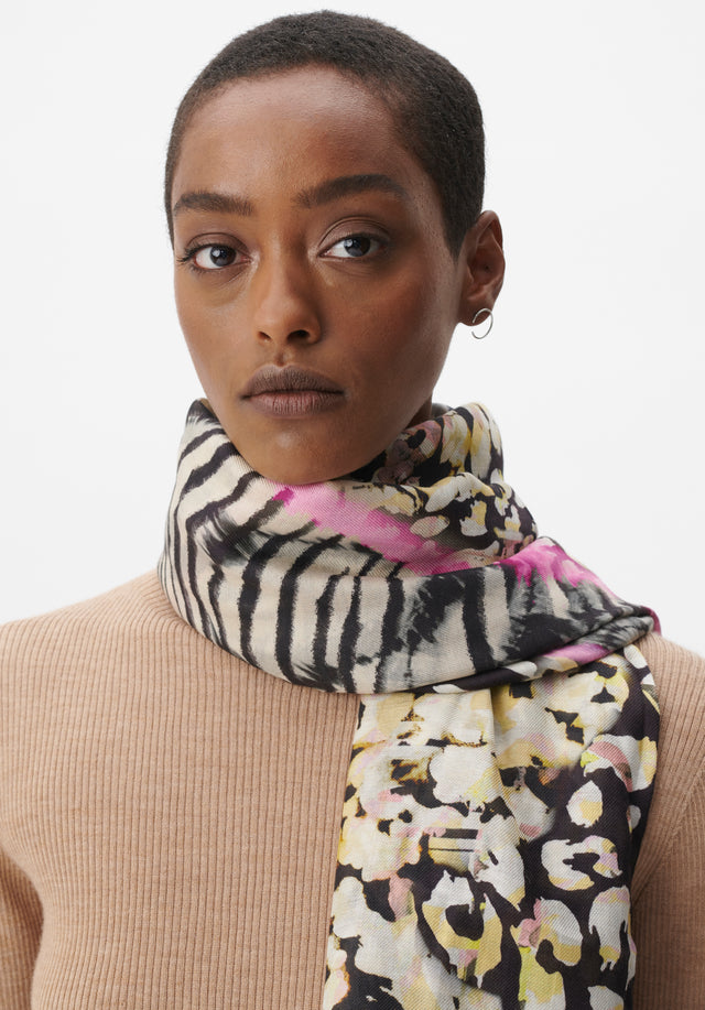 Scarf Abix animal patchwork - Featuring a patchwork animal print with pops of pink and... - 2/4