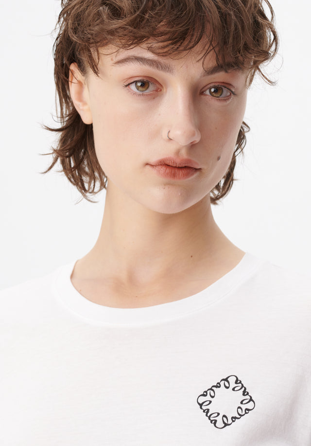 T-shirt Cara white - Classic Cara, unkompliziert und feminin. Aus 100 % Baumwolle mit... - 4/5