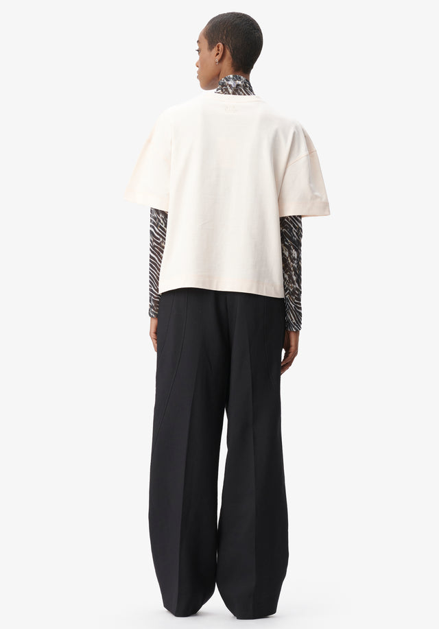 T-shirt Creo rosewater - Creo features a slightly cropped length, boxy shoulders, and embroidered... - 3/5
