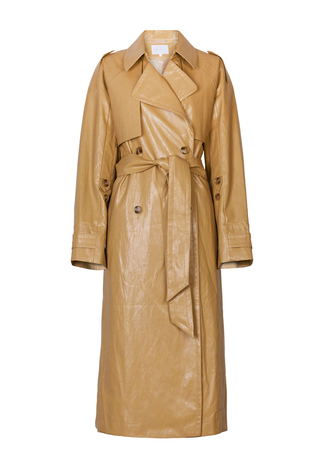 Coat Olivia camel - Einfach außergewöhnlich. Dieser Trenchcoat im Vintage-Stil ist aus glänzendem veganem...
