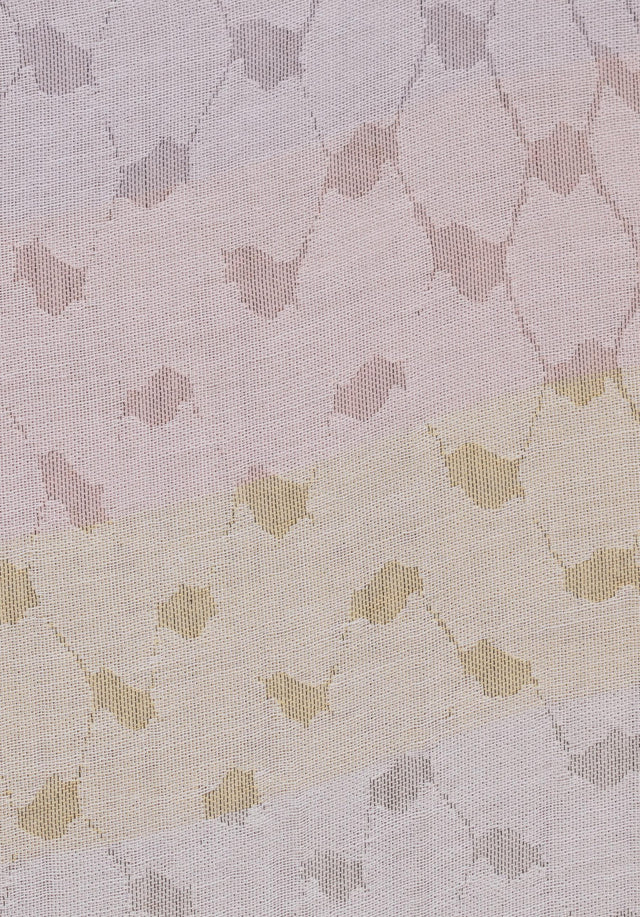 Cotton Triangle Kufiya Stripes Kufiya Rainbow Stripes - Ein weiches Triangle, gefertigt aus leichter Baumwolle, mit Kufiya-Print in... - 3/4