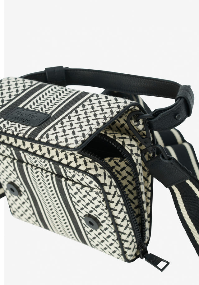 Crossbody Migrid heritage stripe black - A new look for our seasonal heritage crossbody bag. Designed... - 4/6