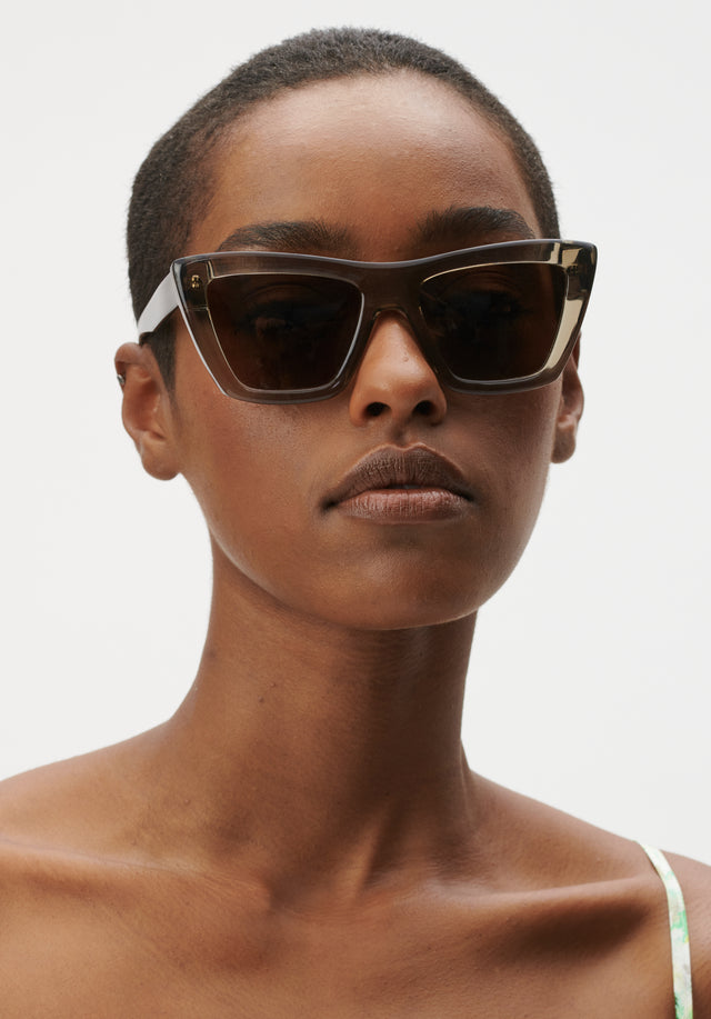 Sunglasses Liv olive - An exclusive capsule collection of limited edition sunglasses by Austrian... - 1/4