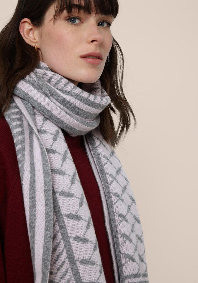 Scarf Chuck City Candy - A soft cashmere scarf with an elaborate jaquard knitting technique... - 2/3