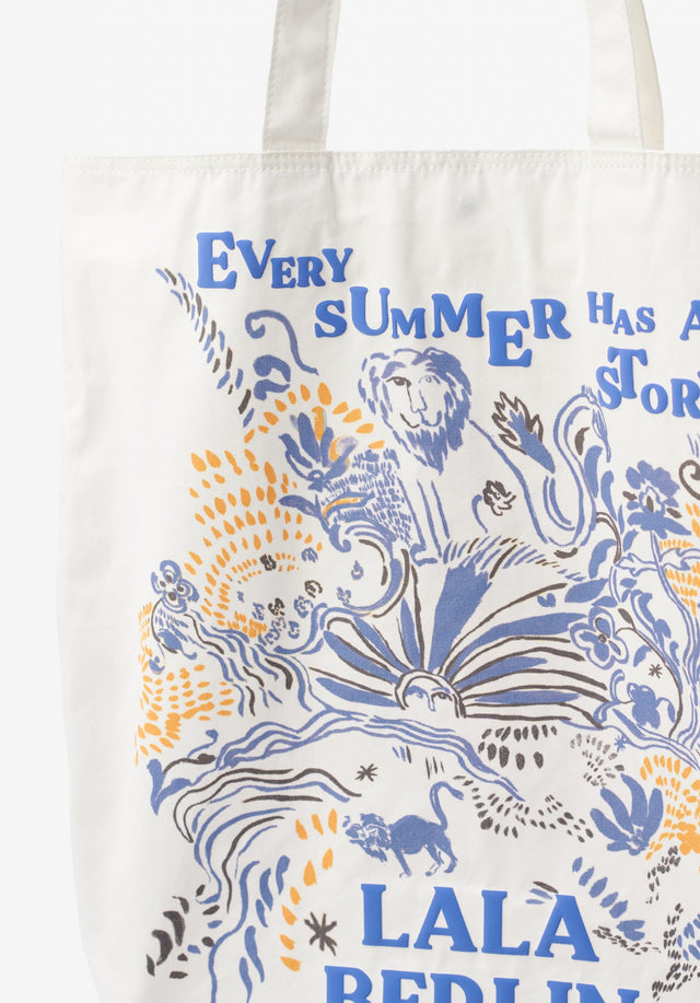 Tote Mia lala summer story - Every summer holds a unique tale, and at the heart... - 2/3
