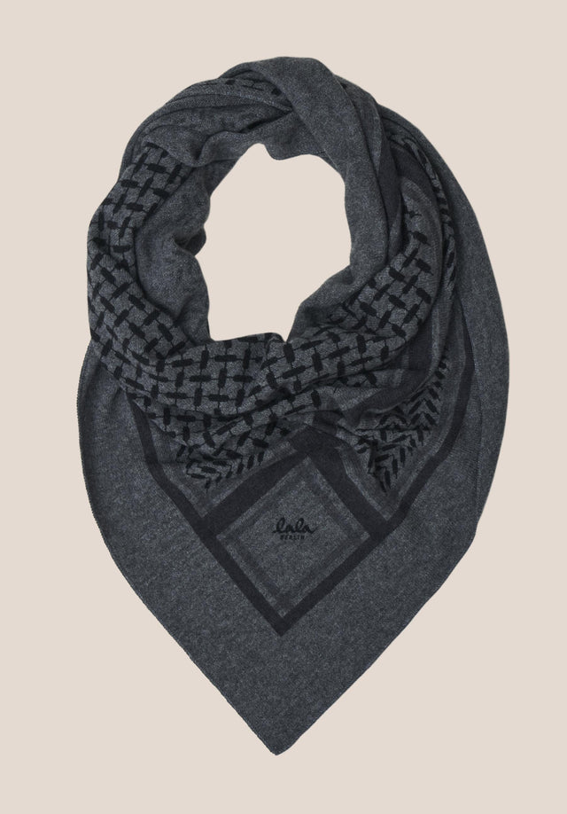 Triangle Trinity Classic M Lubecca Dark grey melange - A luxuriosly soft, triangle shaped cashmere scarf, featuring a classic... - 4/6